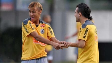 Neymar e Maikon LEite no Santos