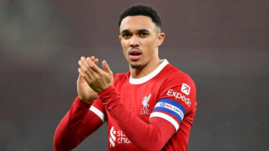 Alexander Arnold em ação pelo Liverpool