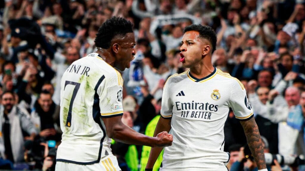 Vinícius Jr e Rodrygo comemoram gol pelo Real Madrid