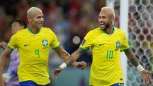 Richarlison e Neymar pela Seleção Brasileira