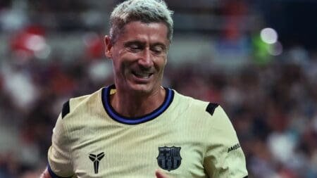 Robert Lewandowski deixa sua posição: “Não saio do Barcelona”